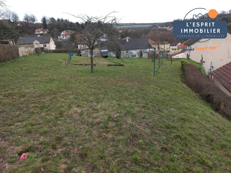 Terrain - 1 050 m²