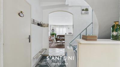 Maison de ville - 84 m² - 3 pièces