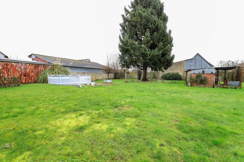 Maison - 227 m² - 5 pièces