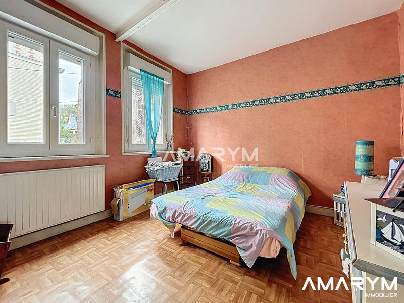 Maison - 90 m² - 5 pièces