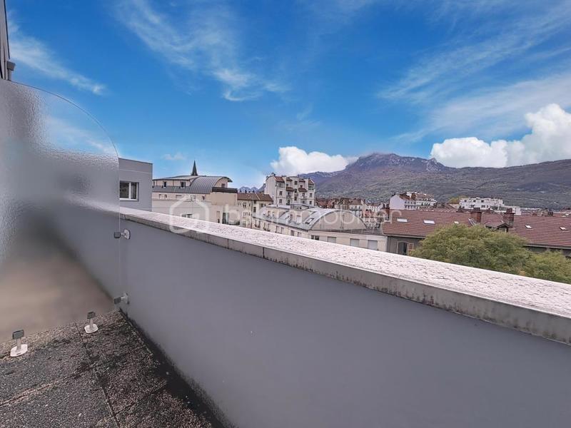 Studio - 21 m² - 1 pièce