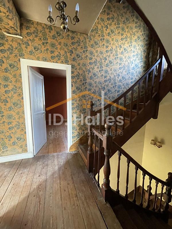 Maison - 145 m² - 6 pièces