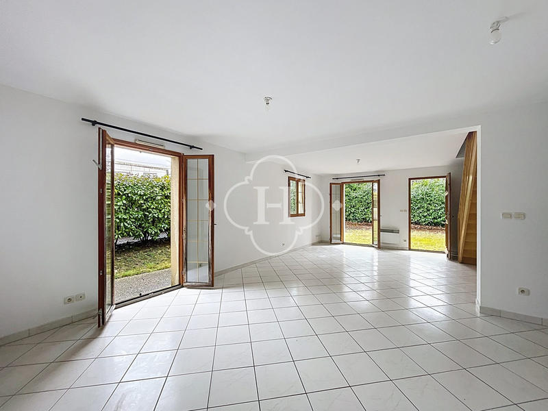 Maison - 105 m² - 6 pièces