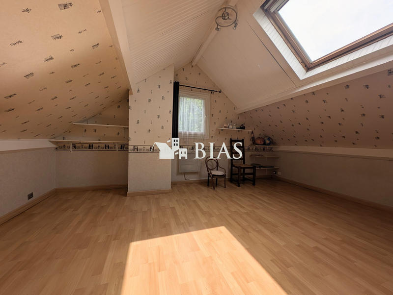 Maison - 102 m² - 5 pièces