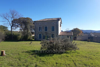 Maison de maîtres - 150 m² - 4 pièces