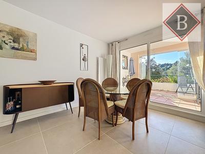 Maison - 90 m² - 3 pièces