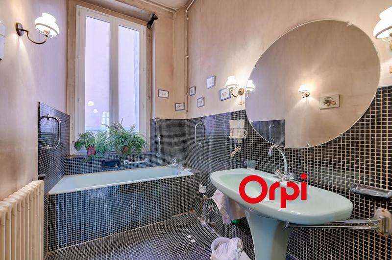 Appartement - 202 m² - 5 pièces