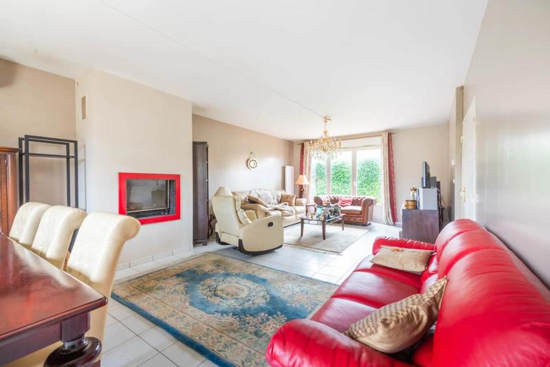 Maison - 162 m² - 7 pièces