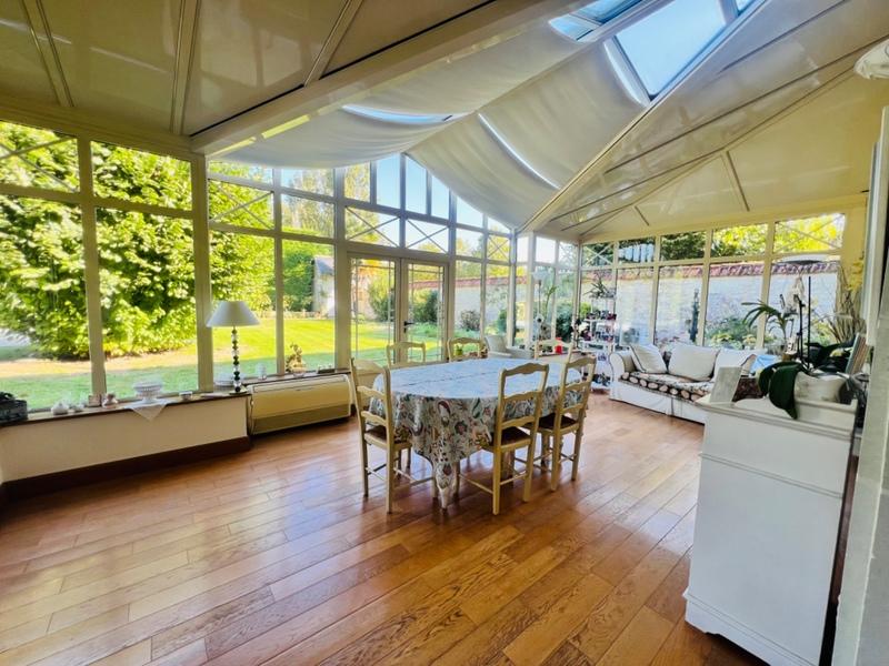 Maison de maîtres - 355 m² - 8 pièces