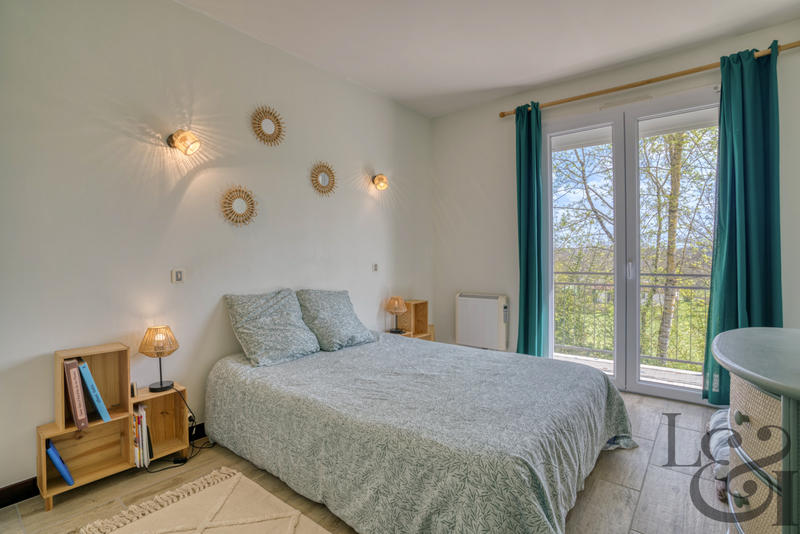 Maison - 195 m² - 6 pièces