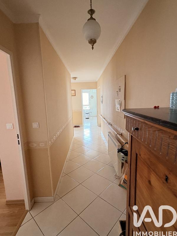 Appartement - 99 m² - 5 pièces