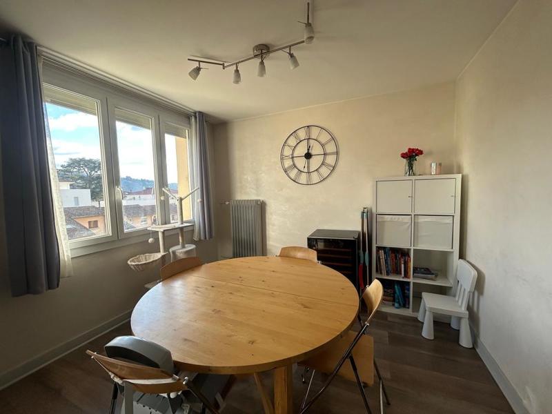 Appartement - 67 m² - 3 pièces
