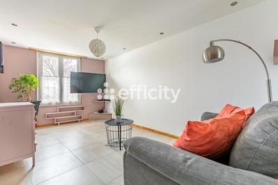 Maison - 133 m² - 6 pièces