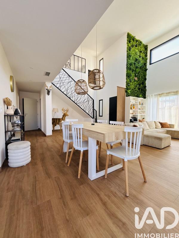 Maison - 135 m² - 5 pièces