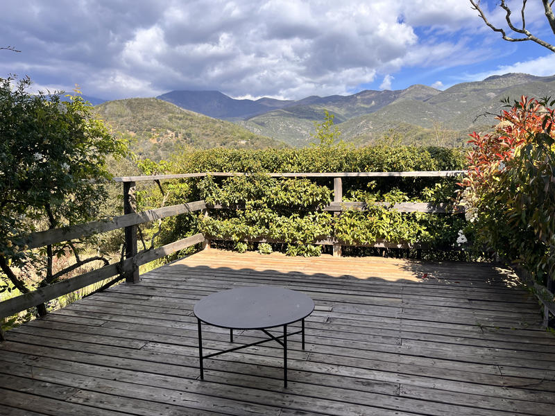 Maison - 260 m² - 8 pièces