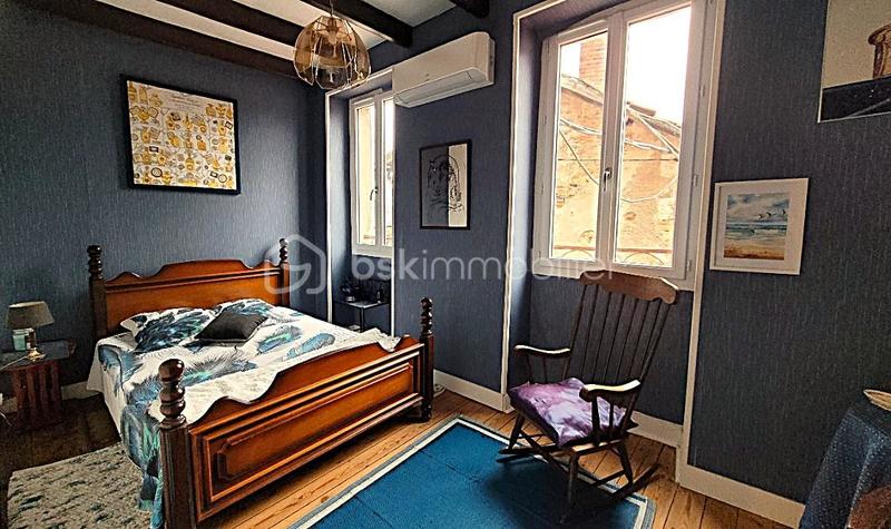 Propriété - 283 m² - 13 pièces