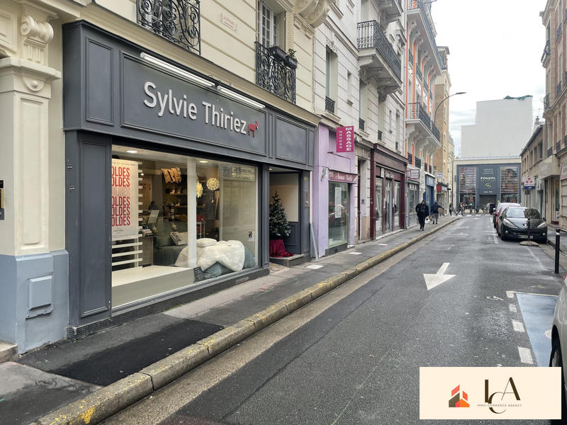 Local commercial - 87 m²