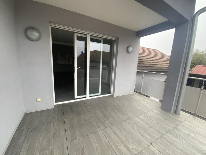 Maison jumelée - 91 m² - 3 pièces