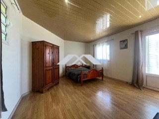 Maison traditionnelle - 105 m² - 7 pièces