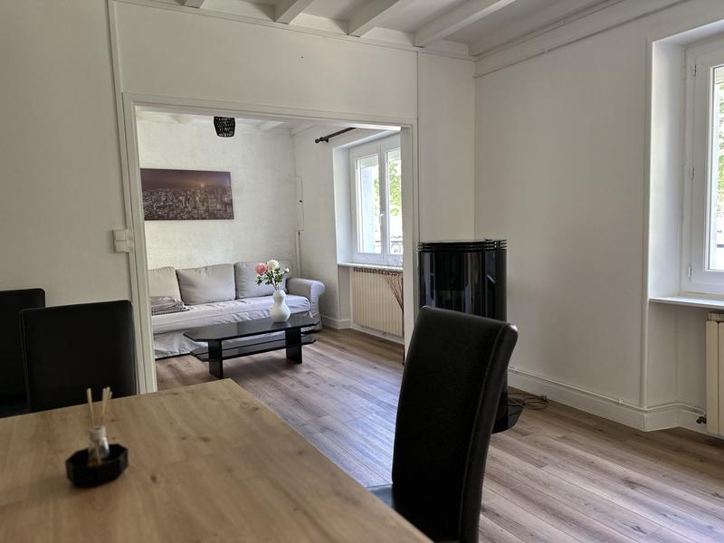 Maison - 96 m² - 6 pièces