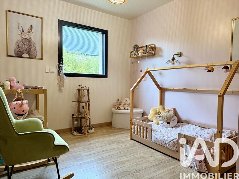 Maison - 98 m² - 5 pièces