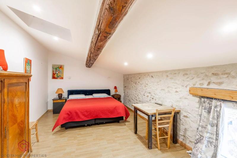 Appartement - 305 m² - 11 pièces