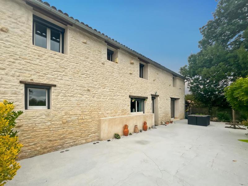Maison - 192 m² - 6 pièces