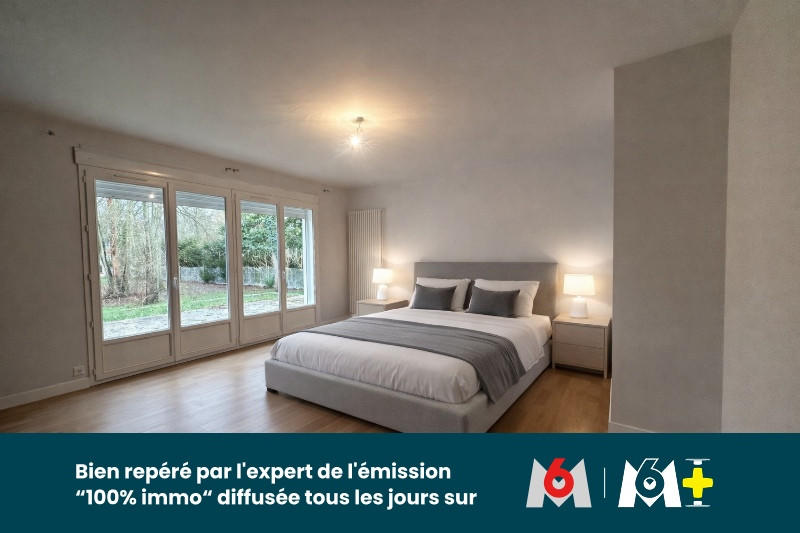 Maison - 450 m² - 9 pièces
