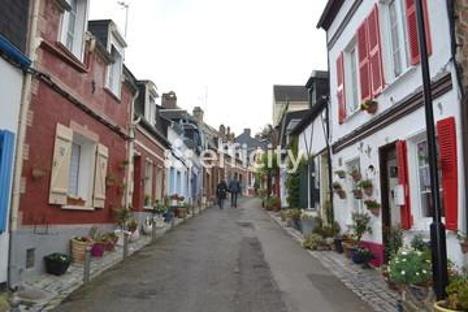 Maison - 291 m² - 14 pièces