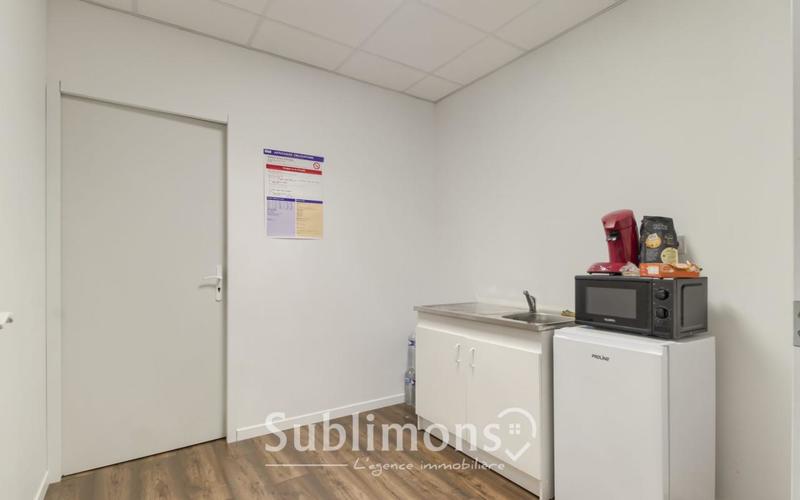 Fonds de commerce - 180 m²