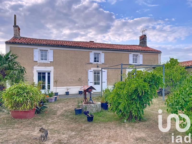 Maison - 141 m² - 5 pièces