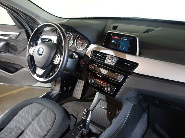 Bmw X1 (F48) SDRIVE18i 136 Business Design Dkg