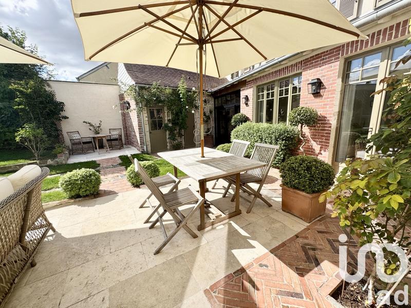 Maison - 176 m² - 7 pièces