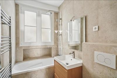 Appartement - 84 m² - 5 pièces