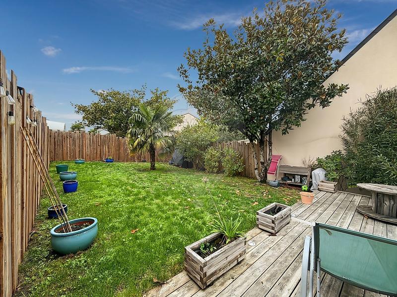 Demeure - 161 m² - 6 pièces