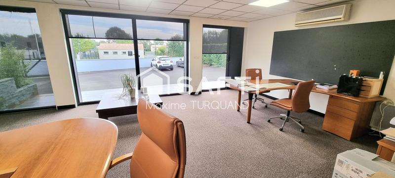 Local commercial - 272 m² - 7 pièces