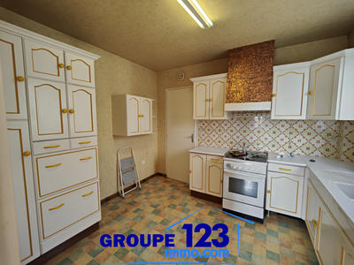 Maison - 104 m² - 6 pièces