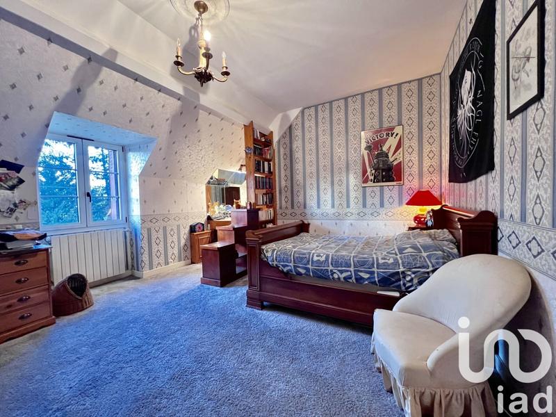 Maison - 400 m² - 13 pièces