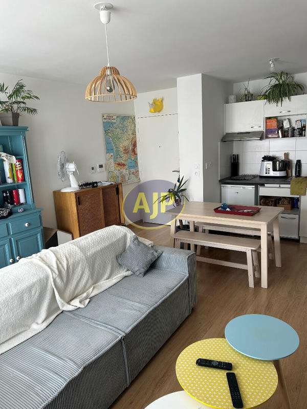 Appartement - 43 m² - 2 pièces