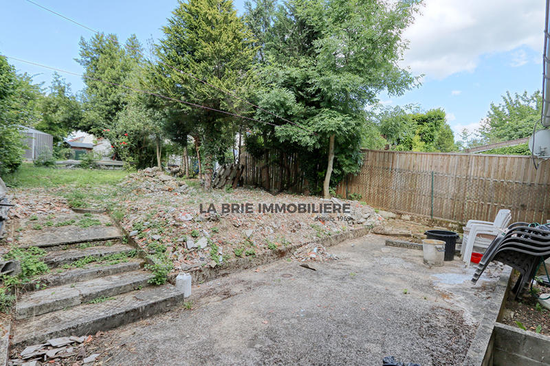 Maison - 206 m² - 8 pièces