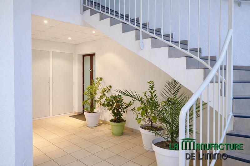 Appartement - 79 m² - 4 pièces