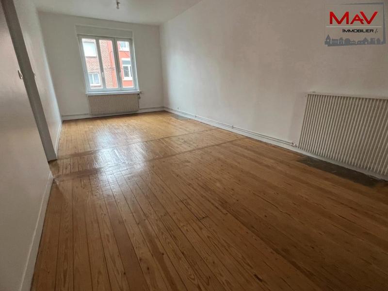 Maison - 210 m² - 8 pièces