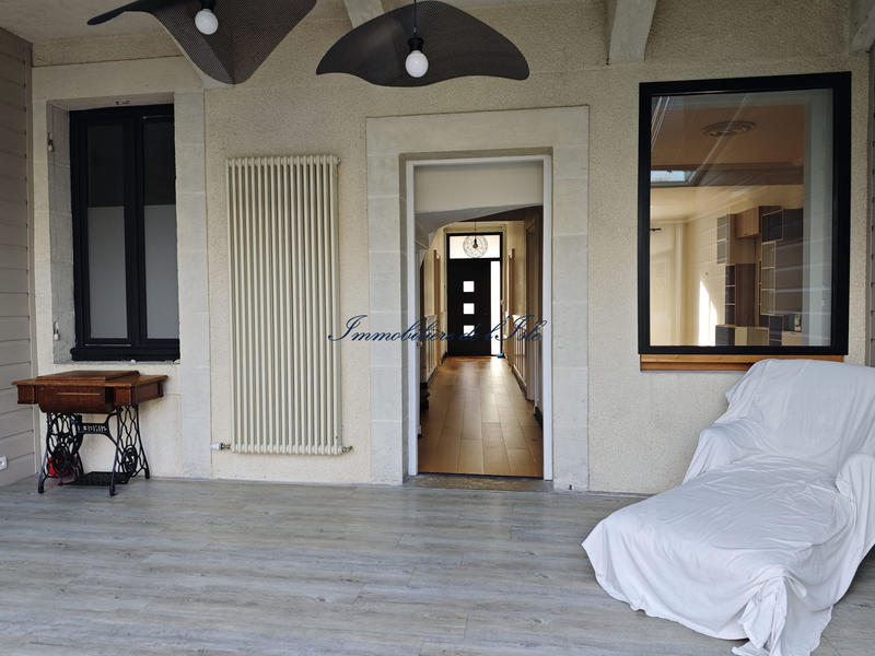 Maison - 265 m² - 12 pièces