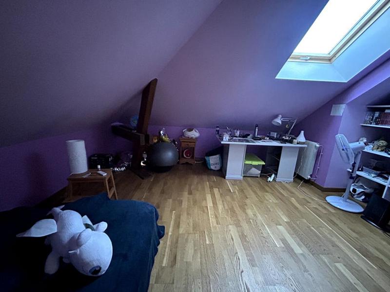 Maison - 274 m² - 12 pièces