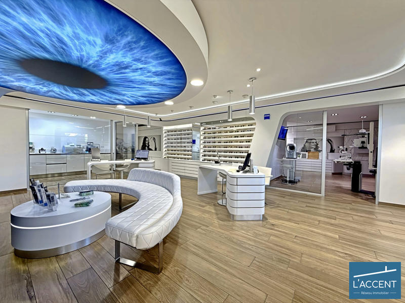 Local commercial - 200 m²