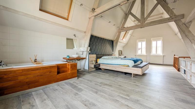 Maison bourgeoise - 181 m² - 6 pièces