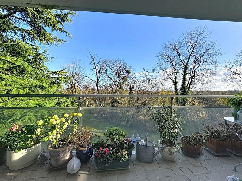 Appartement - 95 m² - 5 pièces