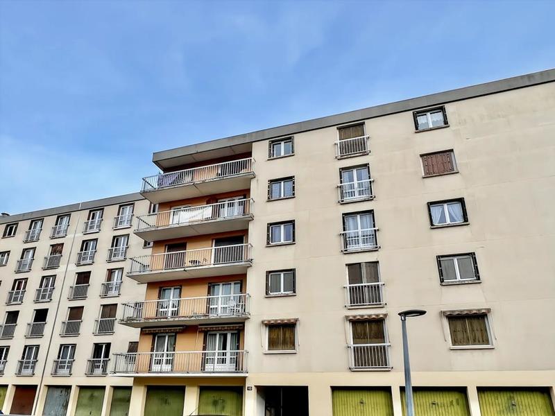 Appartement - 81 m² - 4 pièces