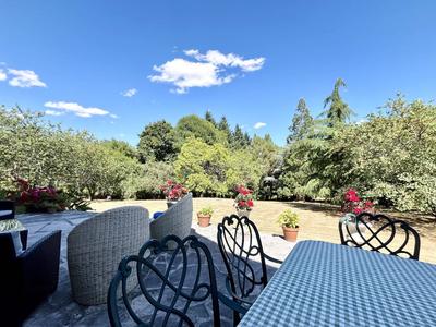 Maison - 285 m² - 8 pièces