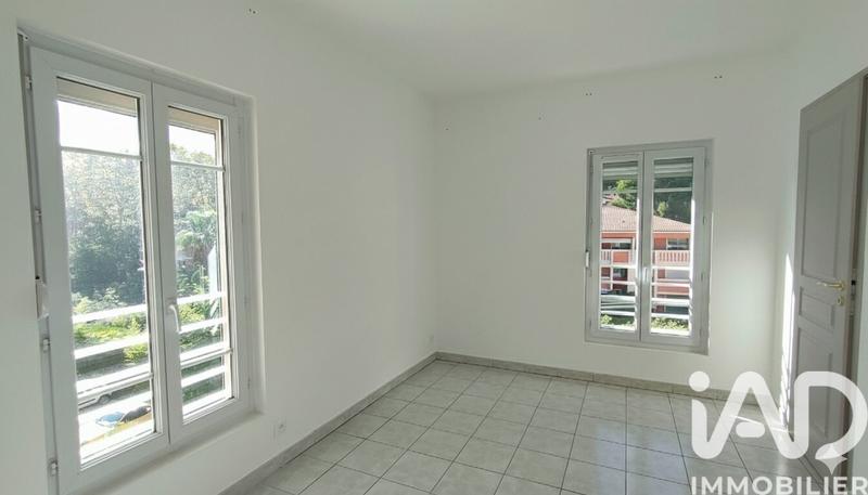 Appartement - 105 m² - 5 pièces